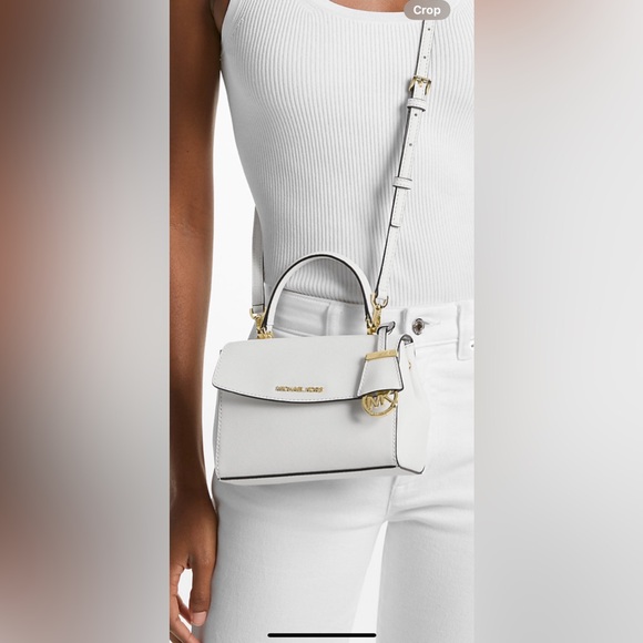 Micheal Kors OPTIC WHITE SATCHEL - Picture 1 of 16